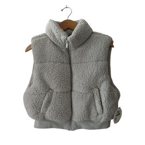 Planet & Heart Juniors’ Gray Sherpa Puffer Vest Size L